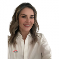 CLAUDIA PAREDES