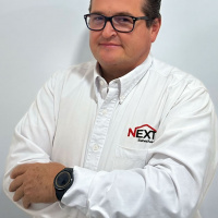 LUIS ERNESTO