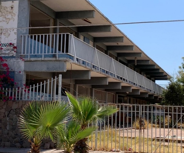 Terreno con edificio en venta en Esperanza, Sonora