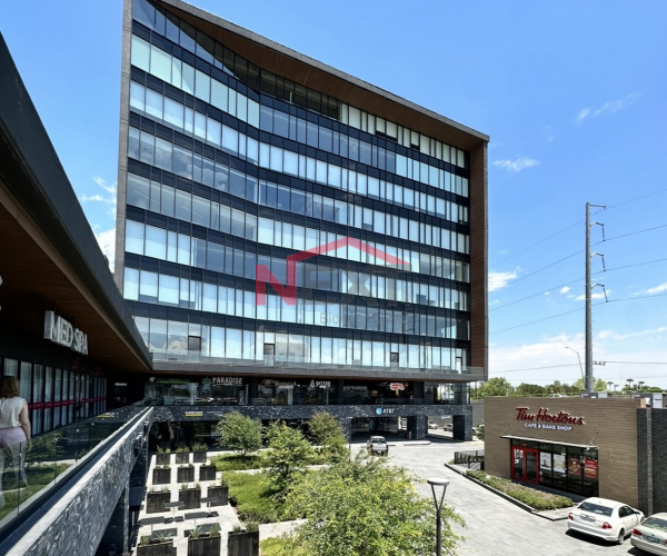 Oficinas Corporativas en Venta en Plaza Distrito V 5F