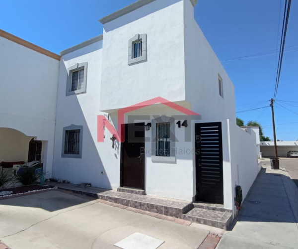 CASA EN VENTA COL. LAS PLAZAS