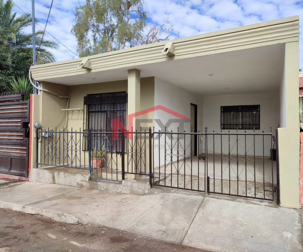 CASA EN RENTA FRACC. LOS JARDINES