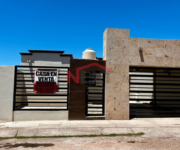 CASA LOS PRADOS Guaymas Norte , privada acceso controlado