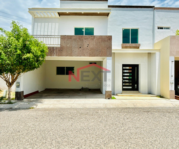 CASA EN VENTA EN LIENZOS RESIDENCIAL