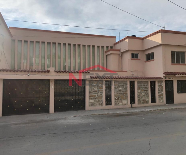 VENTA CASA EN SAN LORENZO AL SUR DE LA CIUDAD