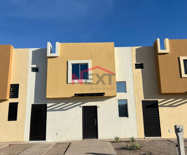 CASA EN RENTA EN SEGRETO RESIDNCIAL