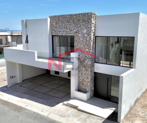 CASA EN VENTA EN VENTURA RESIDENCIAL