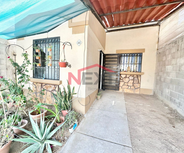 CASA EN VENTA EN PRIVADAS DEL REY