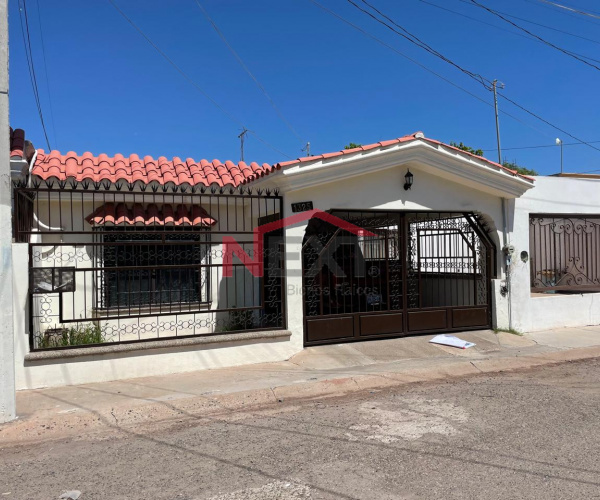 CASA EN VENTA EN FRACC. VILLA FONTANA