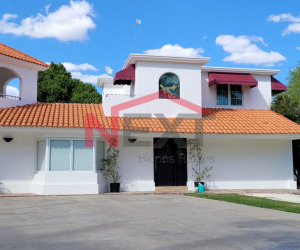 CASA EN VENTA EN FRACCIONAMIENTO CAMPESTRE LAS GRANJAS