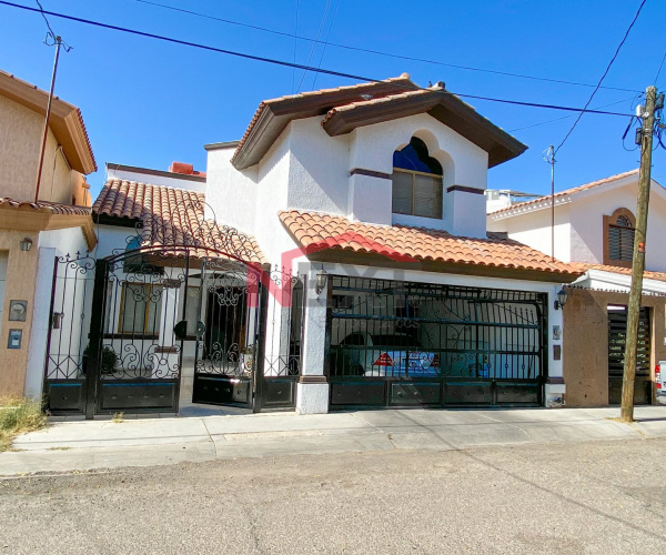 CASA EN VENTA EN CAMPANARIO RESIDENCIAL