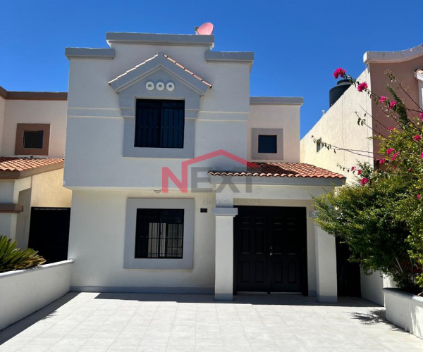 CASA EN VENTA EN MONTECARLO RESIDENCIAL