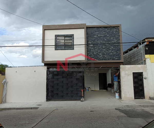 CASA EN VENTA COL. PRADERAS