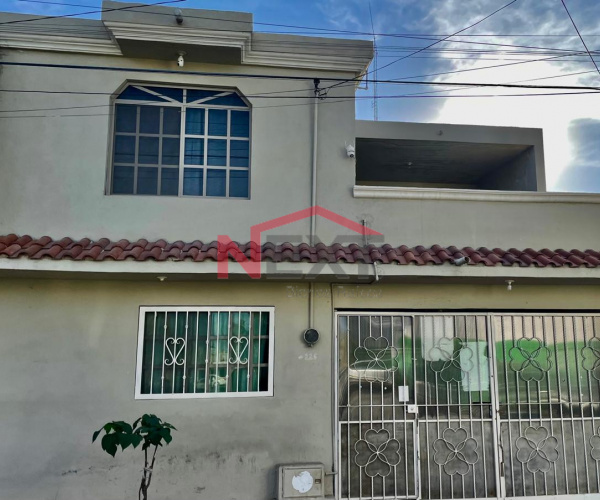 VENTA DE CASA AL SUR