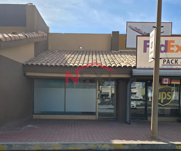 LOCAL EN RENTA EN PLAZA VALLES