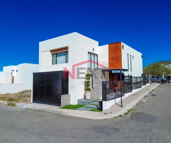 CASA EN VENTA EN PRIVADAS RESIDENCIALES DEL PEDREGAL