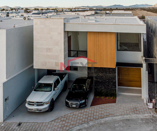 SE VENDE CASA EN PRIVANZAS ACACIA