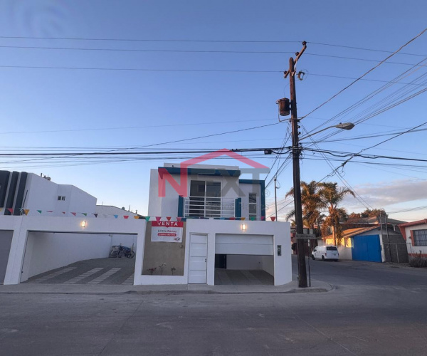 CASA EN VENTA EN ROSARITO B.C