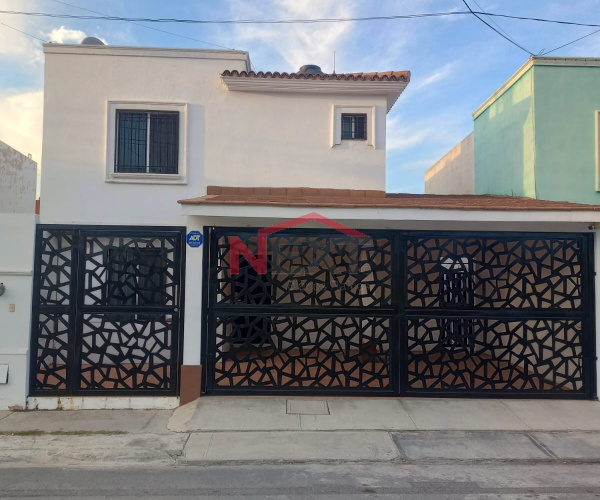 Venta de casa al oriente en balcones de Morelos