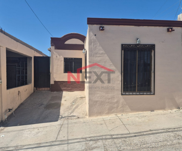 CASA EN VENTA EN COL. LAS LOMAS