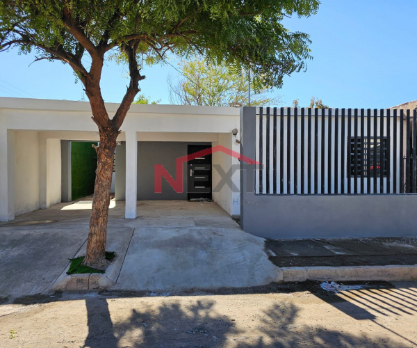 CASA EN VENTA EN COL. OLIVARES