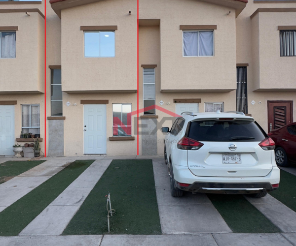 CASA EN VENTA EN PRIVADA SANTA CLARA