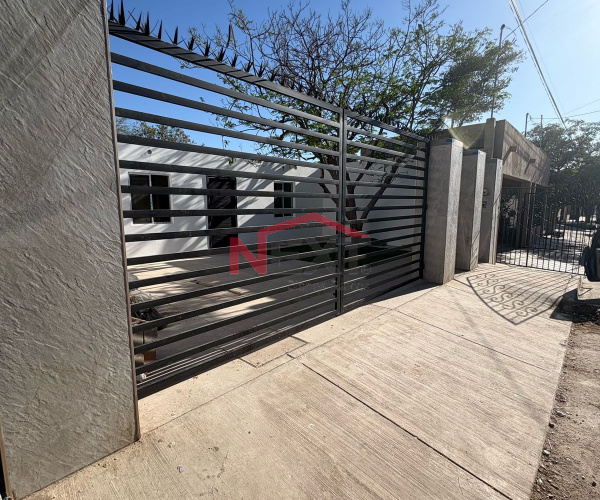 CASA EN VENTA EN COL. SOLIDARIDAD