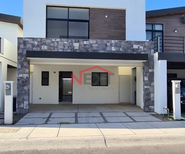 CASA EN VENTA EN SECRETO RESIDENCIAL