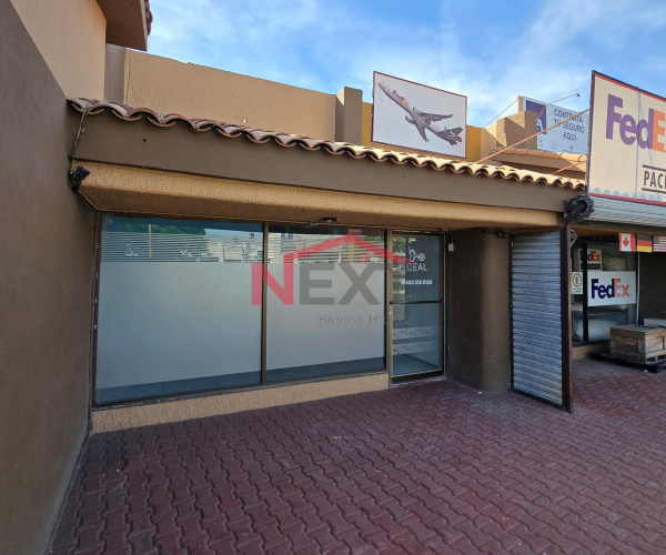LOCAL EN RENTA EN PLAZA VALLES