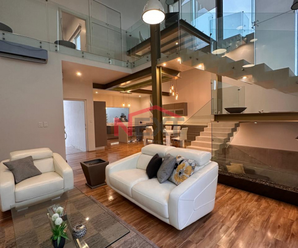 Casa en Renta en Residencial Santa Rosa ideal para ejecutivos