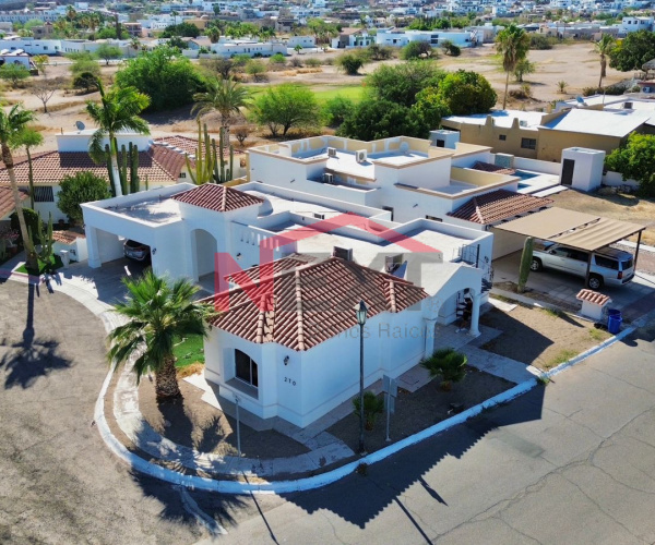 SE VENDE CASA DE 1 PLANTA EN COUNTRY CLUB SAN CARLOS