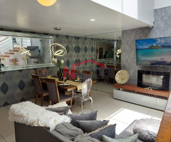 Condominio en privada Isla de Sicilia