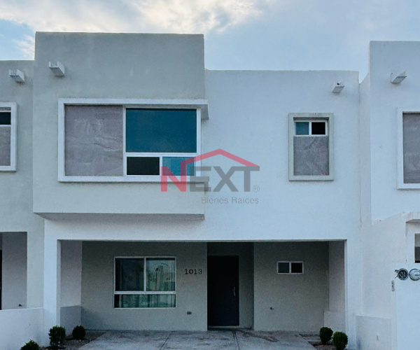 SE RENTA CASA NUEVA FAENA IV