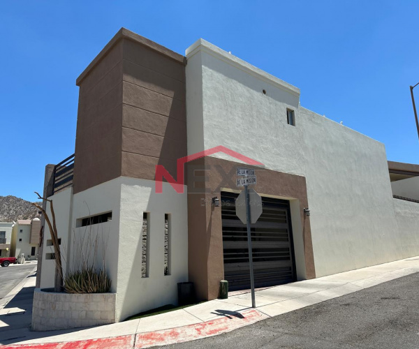 CASA EN RENTA EN SANTA BARBARA RESIDENCIAL