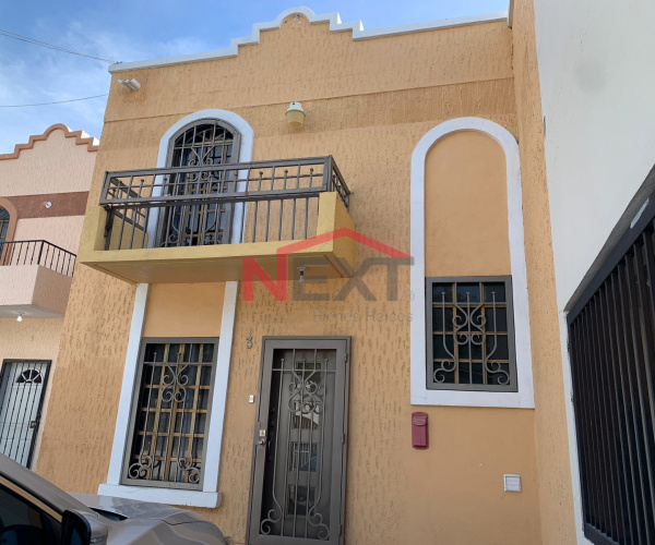 CASA EN RENTA EN PRADOS DE BUGAMBILIAS