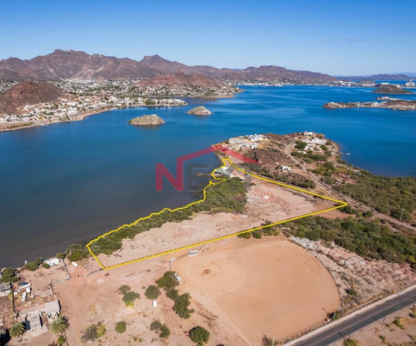 SE VENDE TERRENO CON CONSTRUCCIÓN EN LAS PLAYITAS EN GUAYMAS