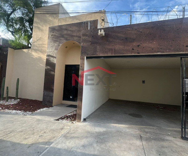 Renta de oficina en Los Parques al Norte de Saltillo 