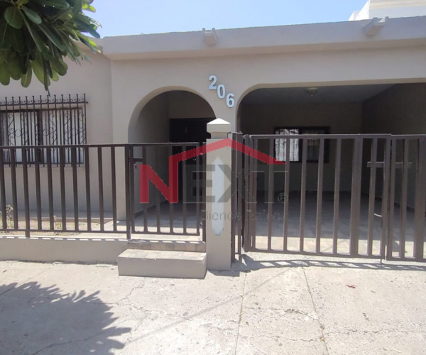 CASA EN VENTA UBICADA EN CALLE HERMANOS TALAMANTE, COL. CAMPESTRE
