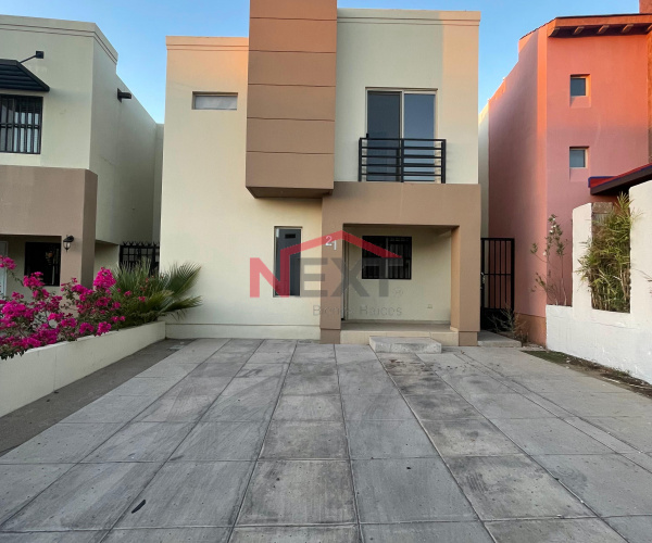 CASA EN RENTA EN SANTA BARBARA RESIDENCIAL