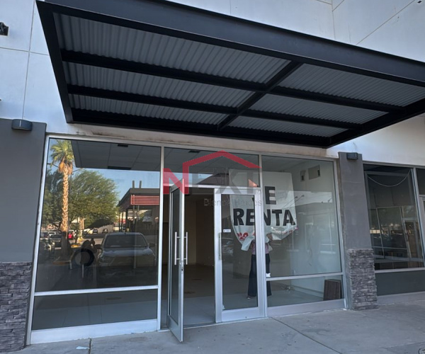 LOCAL COMERCIAL EN RENTA EN PLAZA PROGRESO