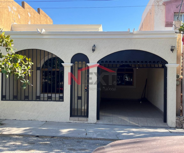 CASA EN VENTA EN FRACC. LOS ANGELES