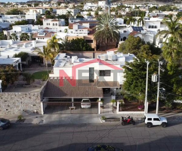 CASA EN VENTA EN COL. PITIC