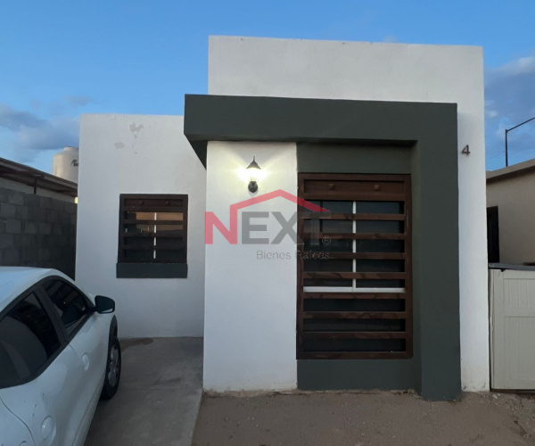 CASA EN VENTA EN QUINTA ESMERALDA