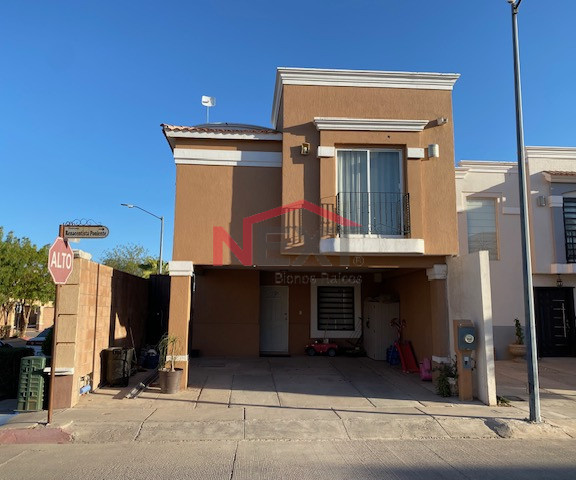 CASA EN VENTA EN EL ESPLENDOR