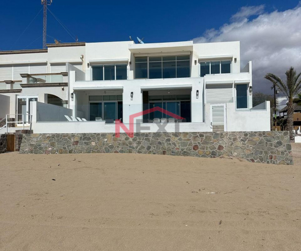 CASA EN VENTA EN BAHIA DE KINO
