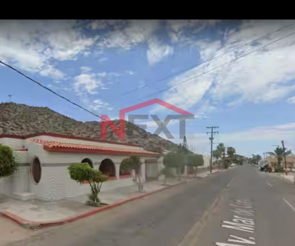 CASA EN VENTA EN BAHIA KINO