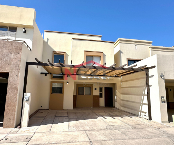 CASA EN RENTA ALTA FIRENZE RESIDENCIAL