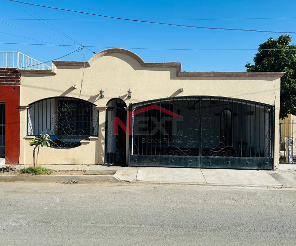CASA EN VENTA EN COL. CAMINO REAL
