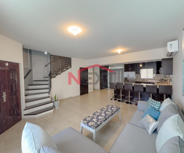CASA EN RENTA EN LOS PORTALES