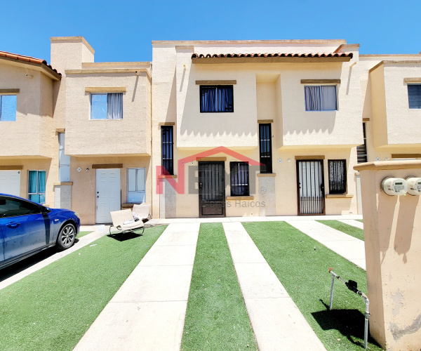 CASA EN RENTA EN PRIVADAS DEL REY